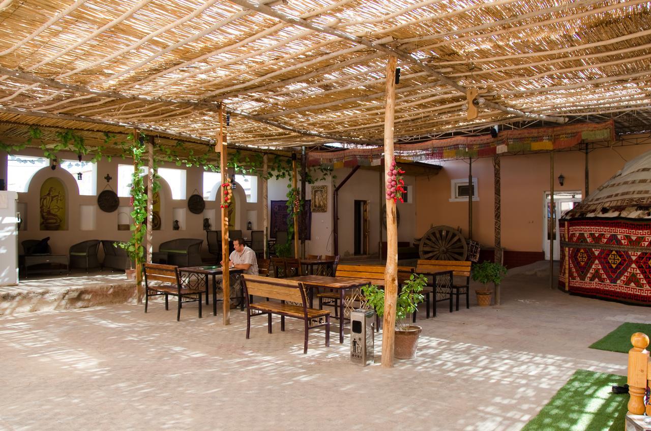 Jipek Joli Inn Nukus Ngoại thất bức ảnh