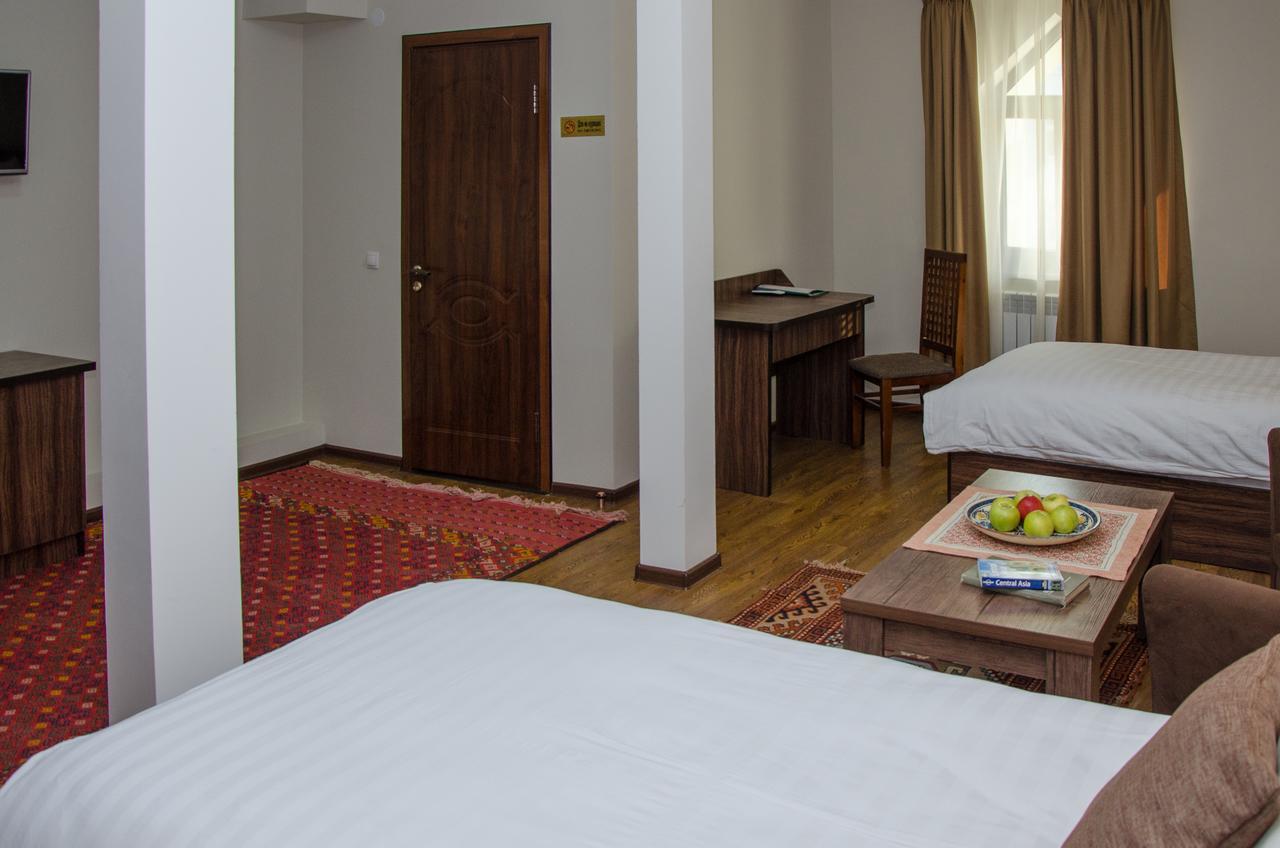 Jipek Joli Inn Nukus Ngoại thất bức ảnh