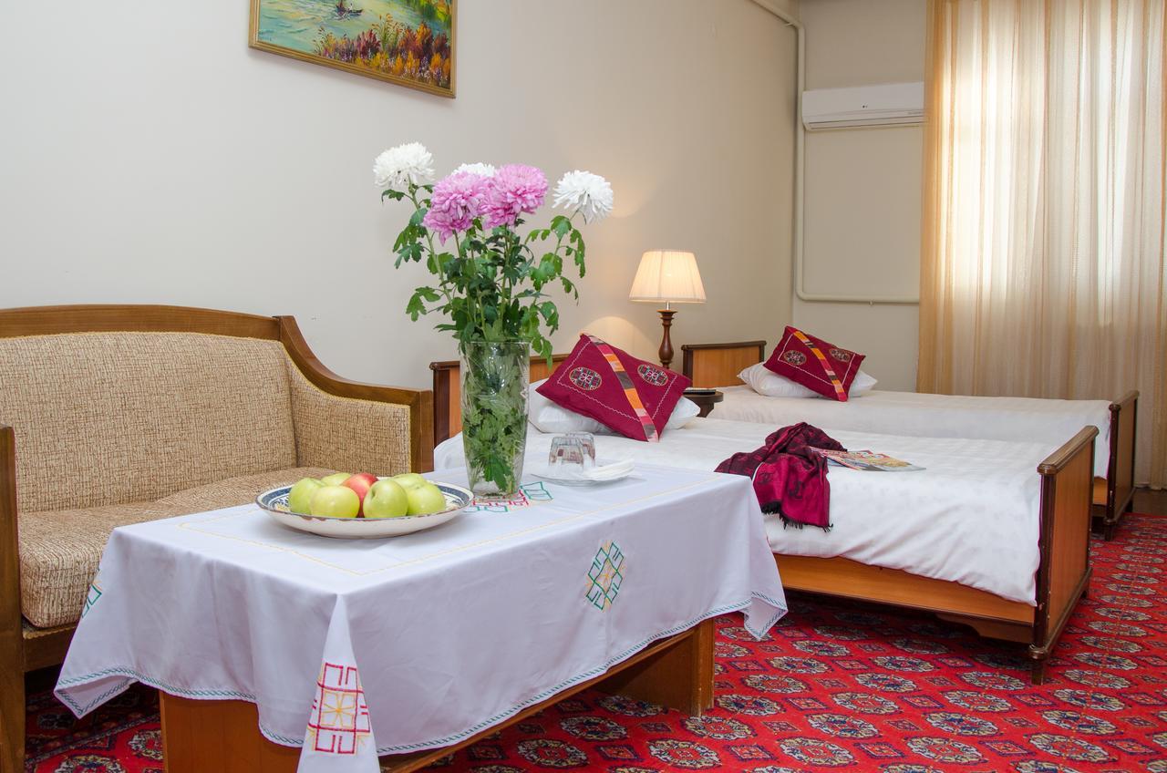 Jipek Joli Inn Nukus Ngoại thất bức ảnh
