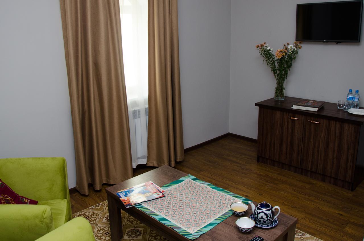 Jipek Joli Inn Nukus Ngoại thất bức ảnh