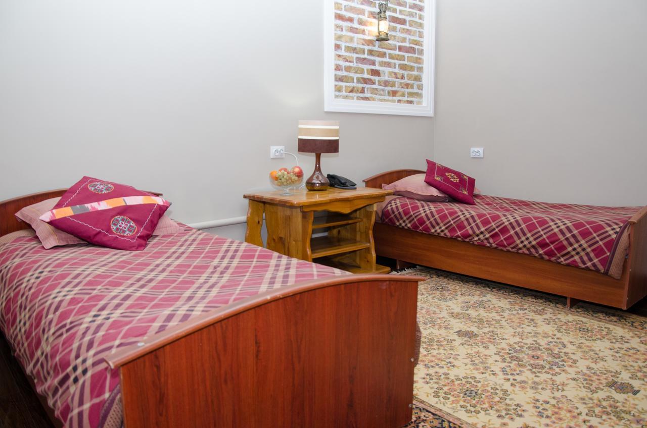Jipek Joli Inn Nukus Ngoại thất bức ảnh