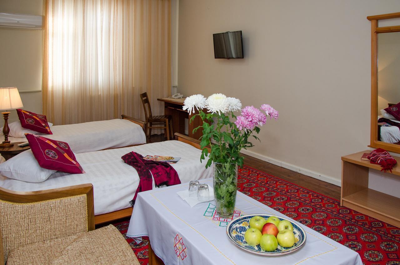 Jipek Joli Inn Nukus Ngoại thất bức ảnh