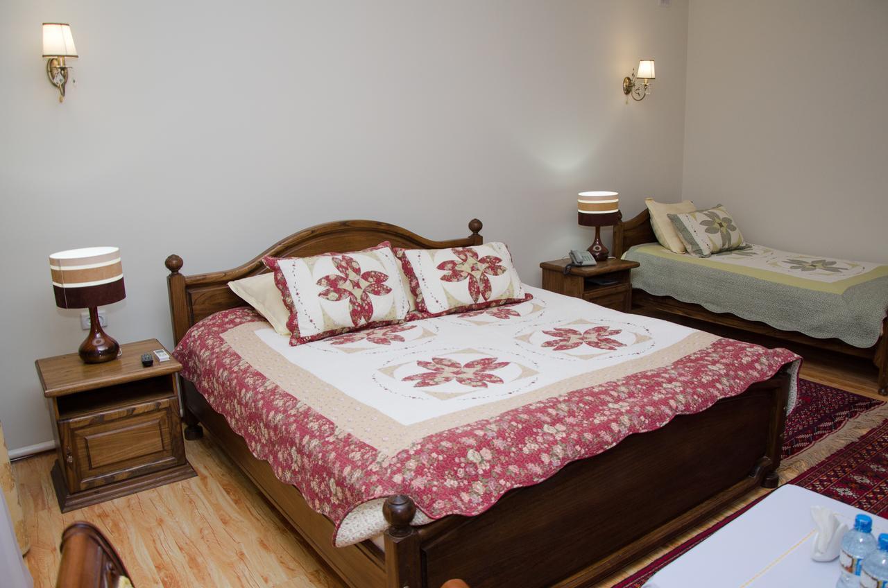 Jipek Joli Inn Nukus Ngoại thất bức ảnh