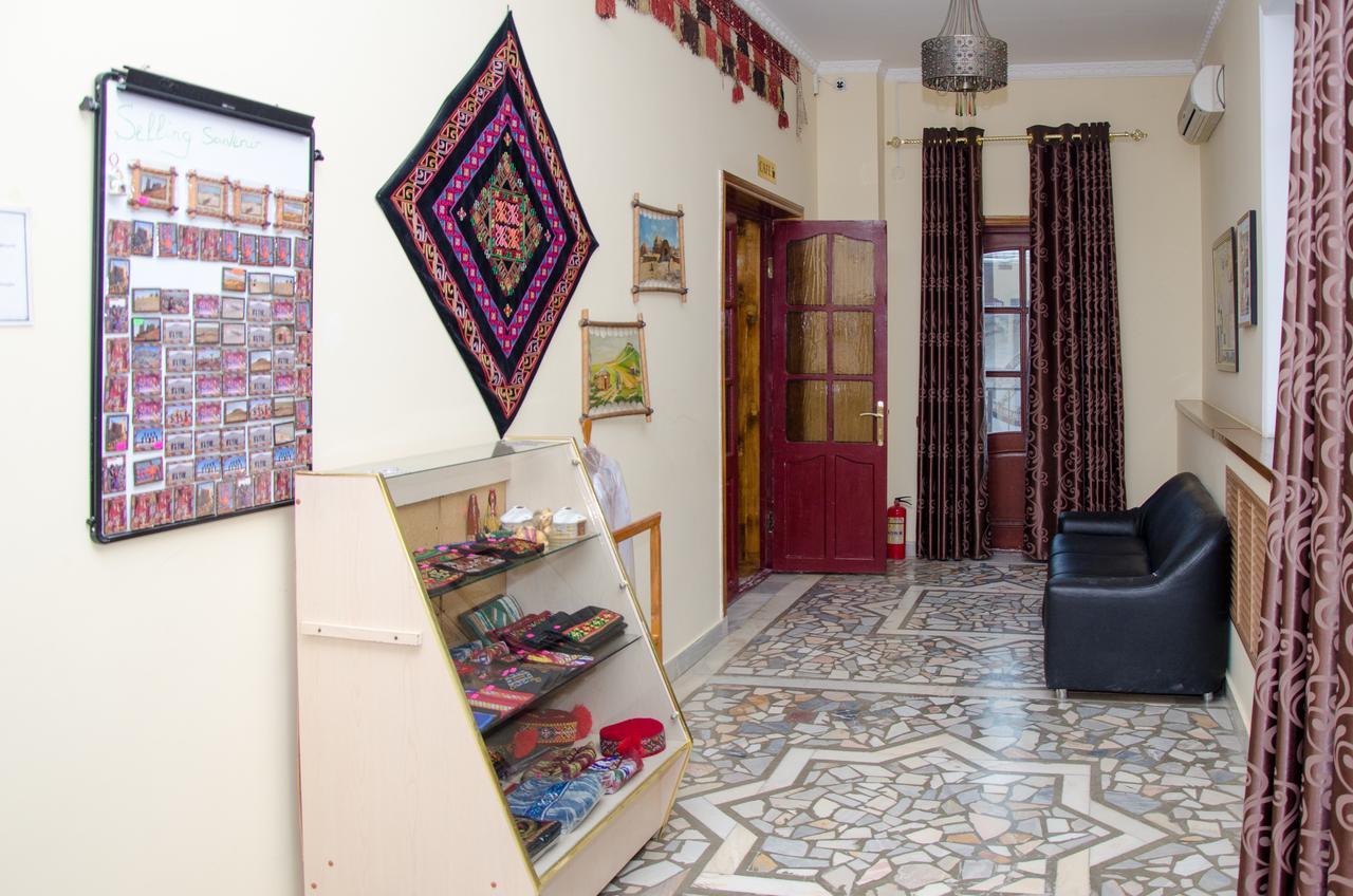Jipek Joli Inn Nukus Ngoại thất bức ảnh